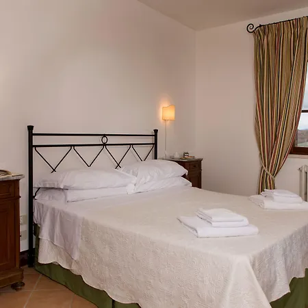 Hotel Poggiovalle Tenuta Italiana 4*