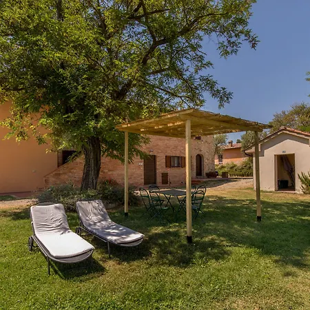 Poggiovalle Tenuta Italiana 4* Belvedere (Umbria)