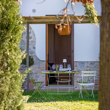 Hotel Poggiovalle Tenuta Italiana 4*