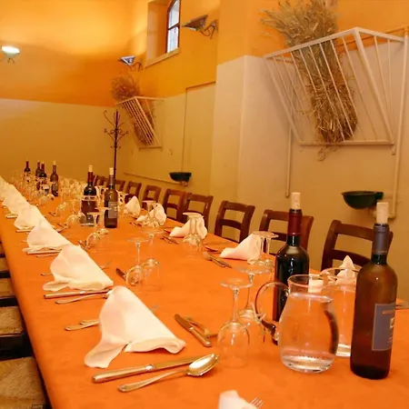 Poggiovalle Tenuta Italiana 4* Belvedere (Umbria)