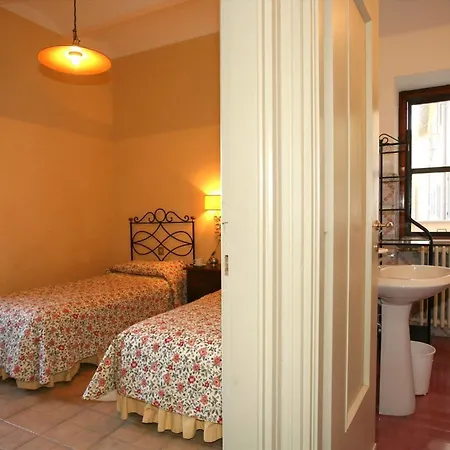 Poggiovalle Tenuta Italiana Hotel 4*
