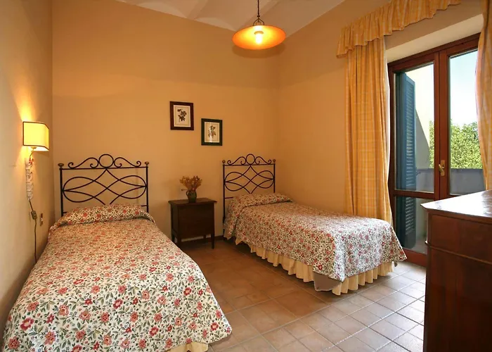 Poggiovalle Tenuta Italiana Hotel